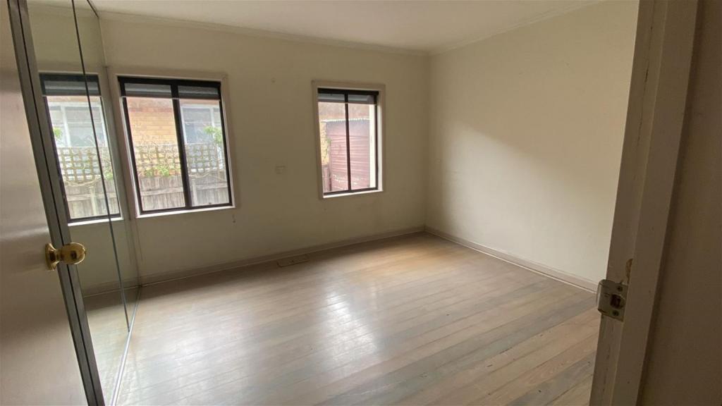 83 HOLMES RD, MORWELL, VIC 3840