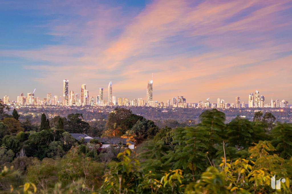 4 Tolhurst Ct, Tallai, QLD 4213