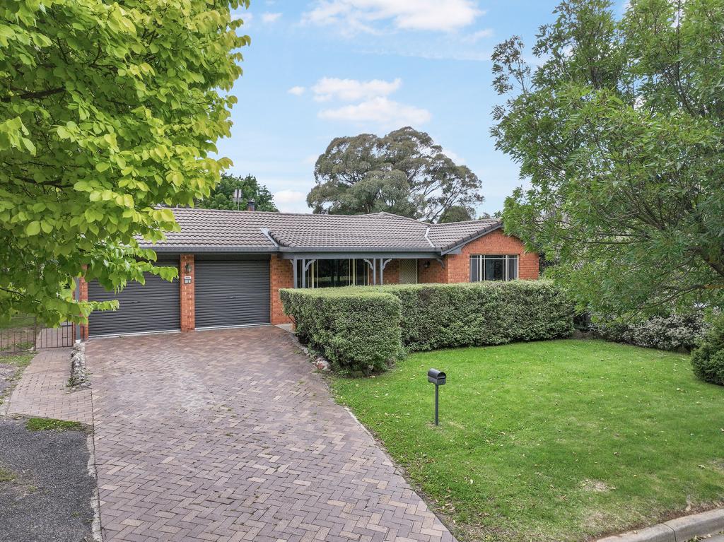 12 Strathroy Ave, Oberon, NSW 2787