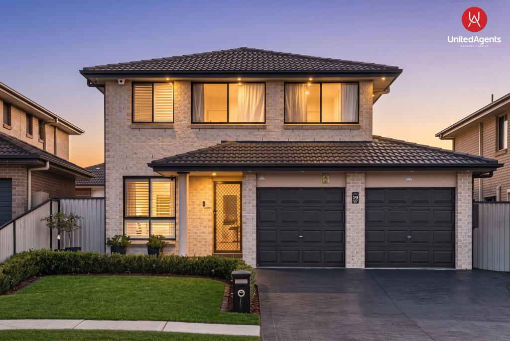 19 Wingham Rd, Carnes Hill, NSW 2171