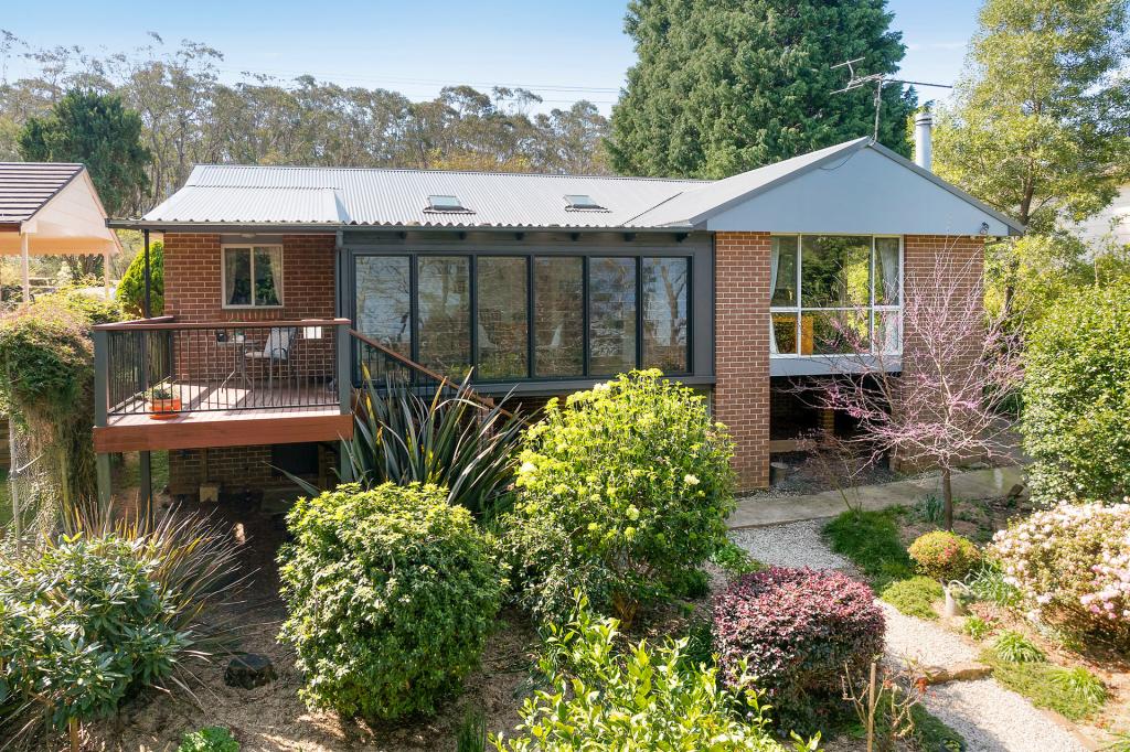 14 Bass Rd, Wentworth Falls, NSW 2782