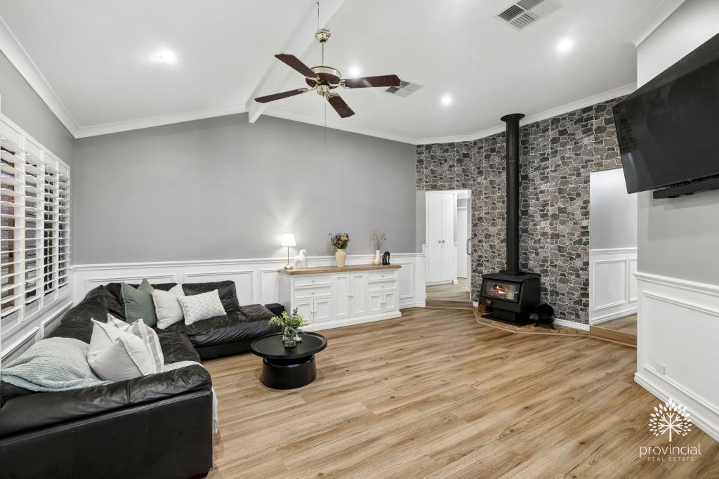 3 Casino Rd, Glen Forrest, WA 6071