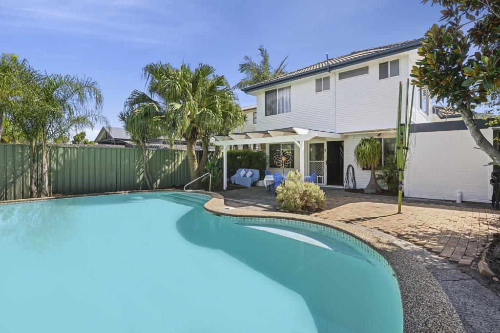 11 Crummock St, Wheeler Heights, NSW 2097