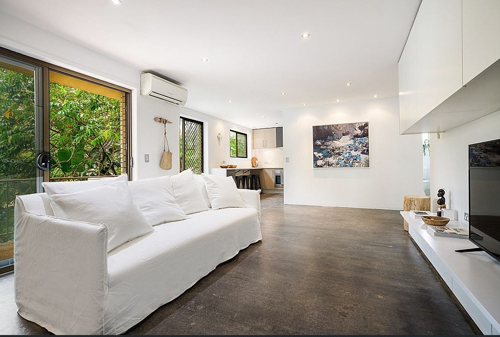 4/16 First Ave, Broadbeach, QLD 4218