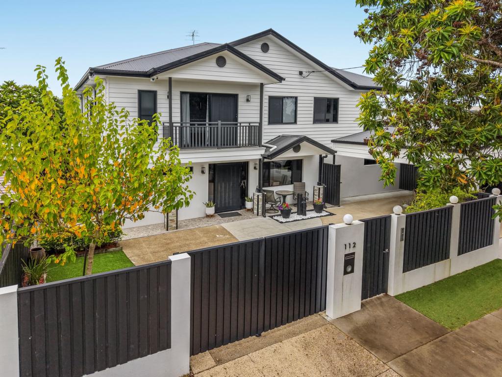 112 Barbaralla Dr, Springwood, QLD 4127