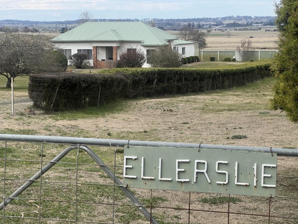 127 West Furracabad Rd, Glen Innes, NSW 2370