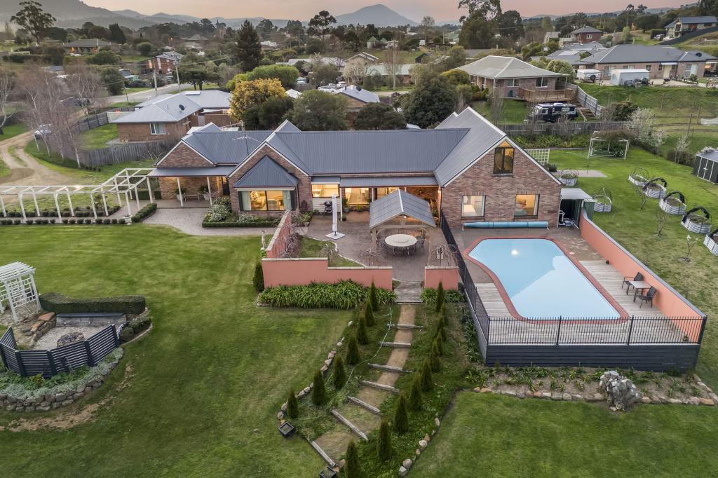 29 JACOMBE ST, RICHMOND, TAS 7025