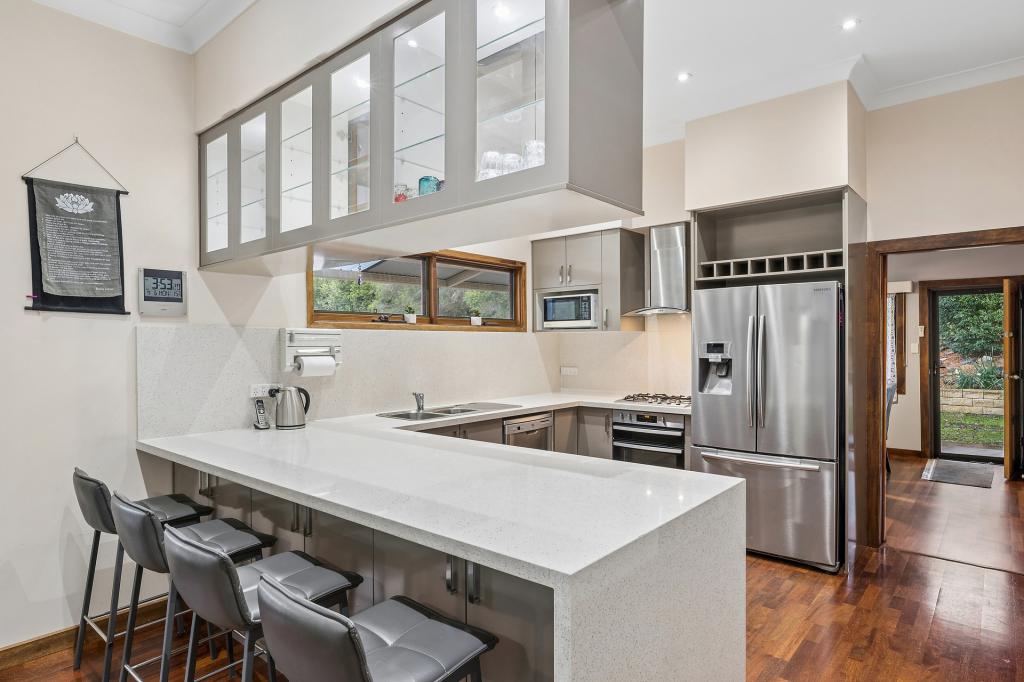 72 Railway Pde, Warrimoo, NSW 2774