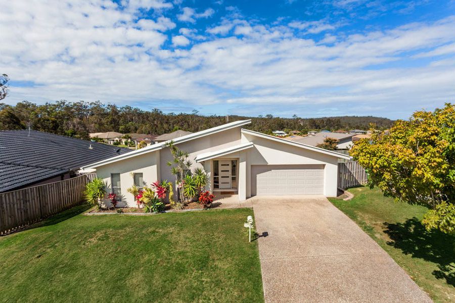 4 VASEY CT, UPPER COOMERA, QLD 4209