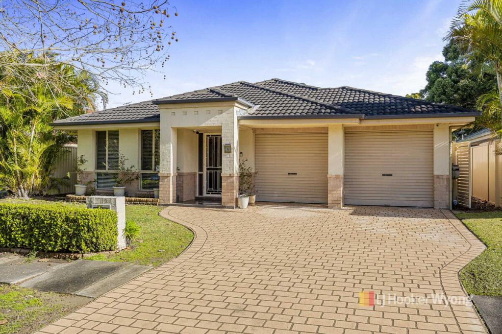 8 TOOLOOM CL, WOONGARRAH, NSW 2259