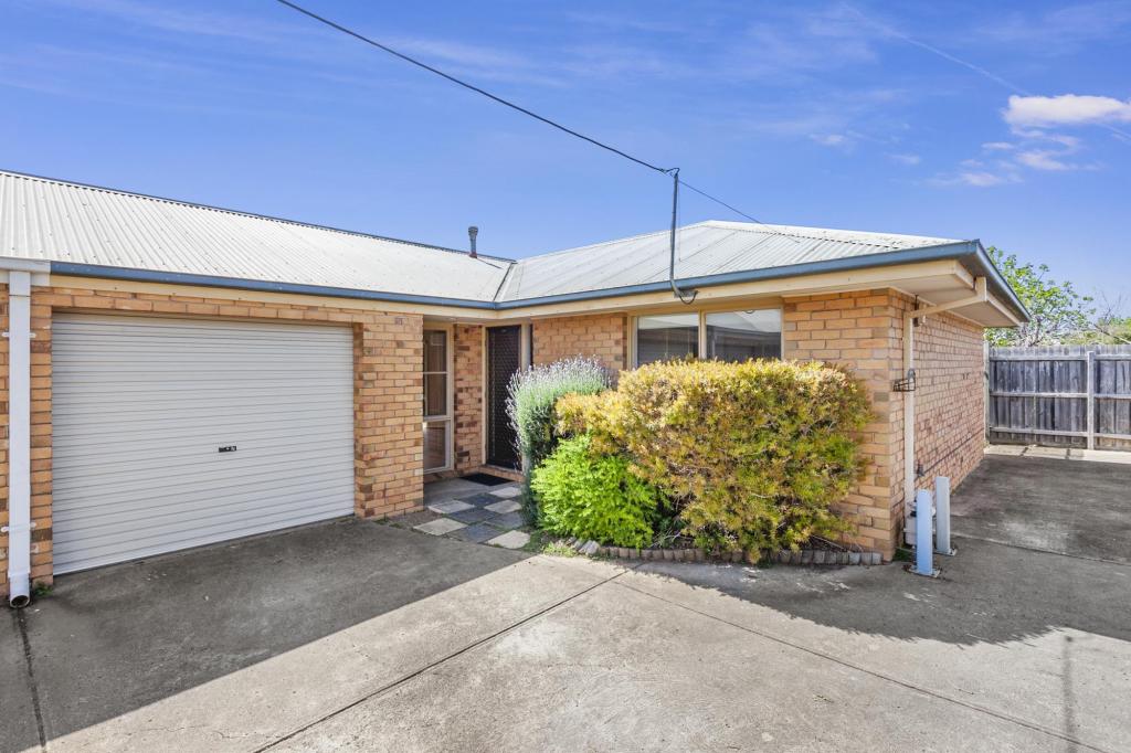 2/10 Bailey St, Werribee, VIC 3030