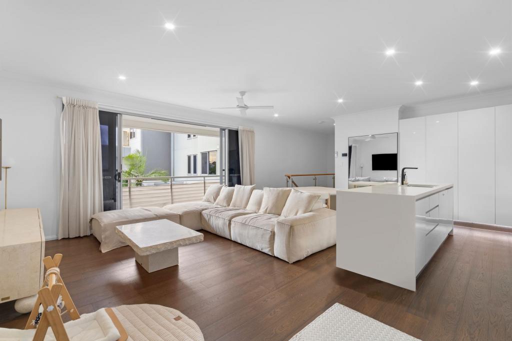 5/44 Fourth Ave, Palm Beach, QLD 4221