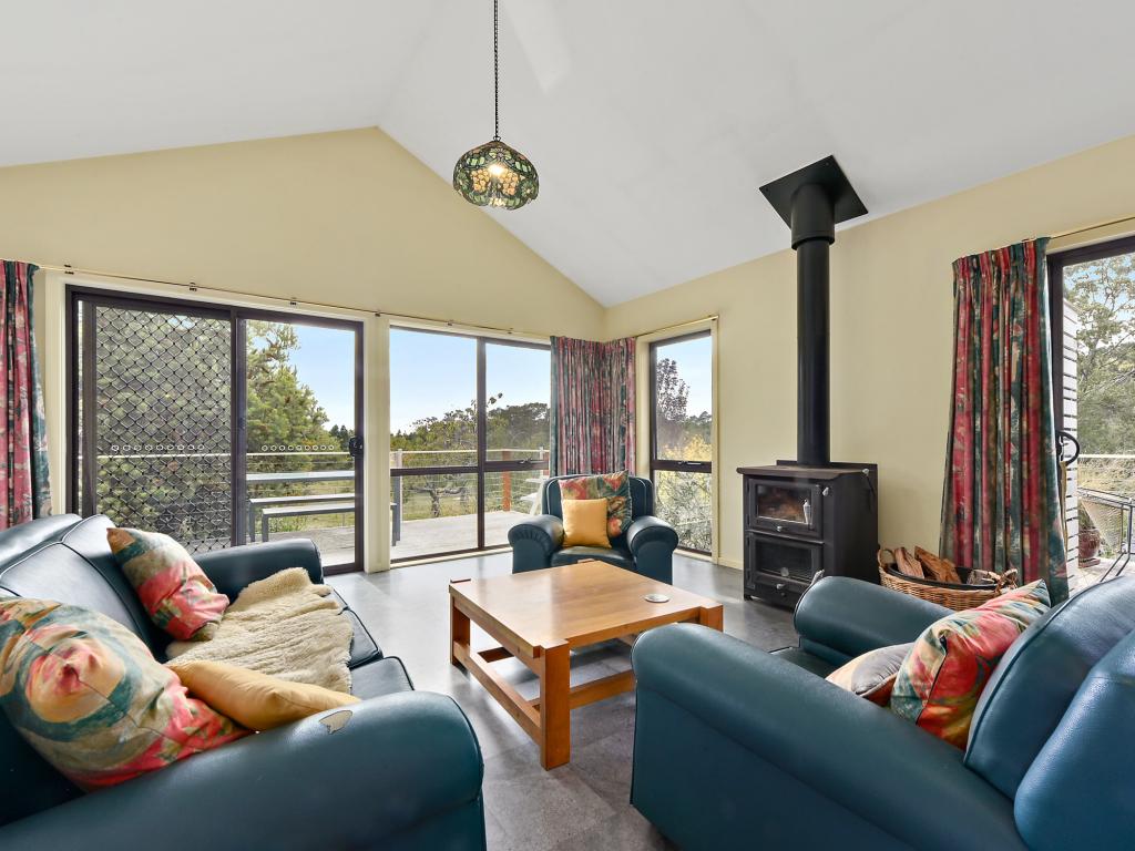 70 Tasman Hwy, Bicheno, TAS 7215
