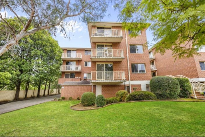 15/12-18 Manchester St, Merrylands, NSW 2160