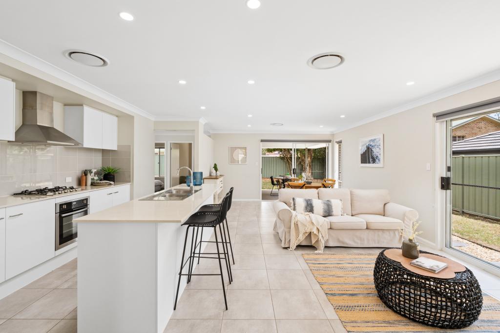 2/42 Reeves St, Narara, NSW 2250