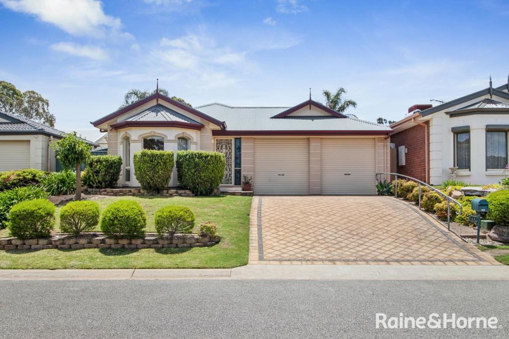 11 Cher Ct, Aberfoyle Park, SA 5159