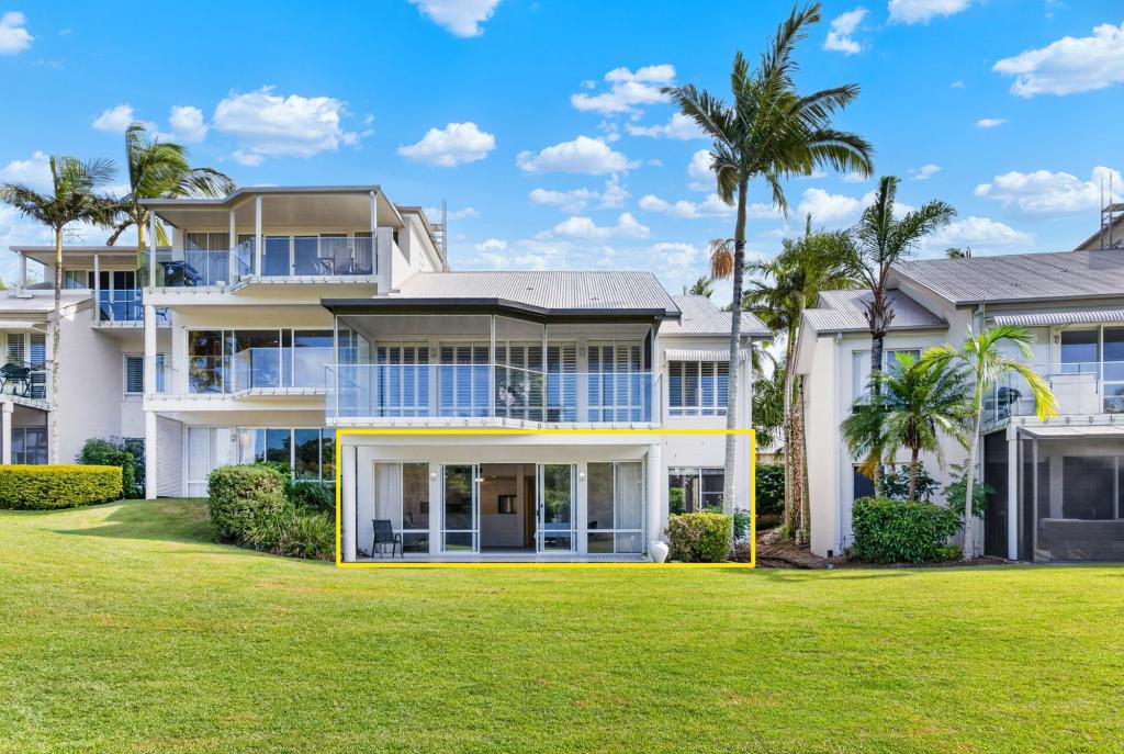 5049 ST ANDREWS TCE, HOPE ISLAND, QLD 4212