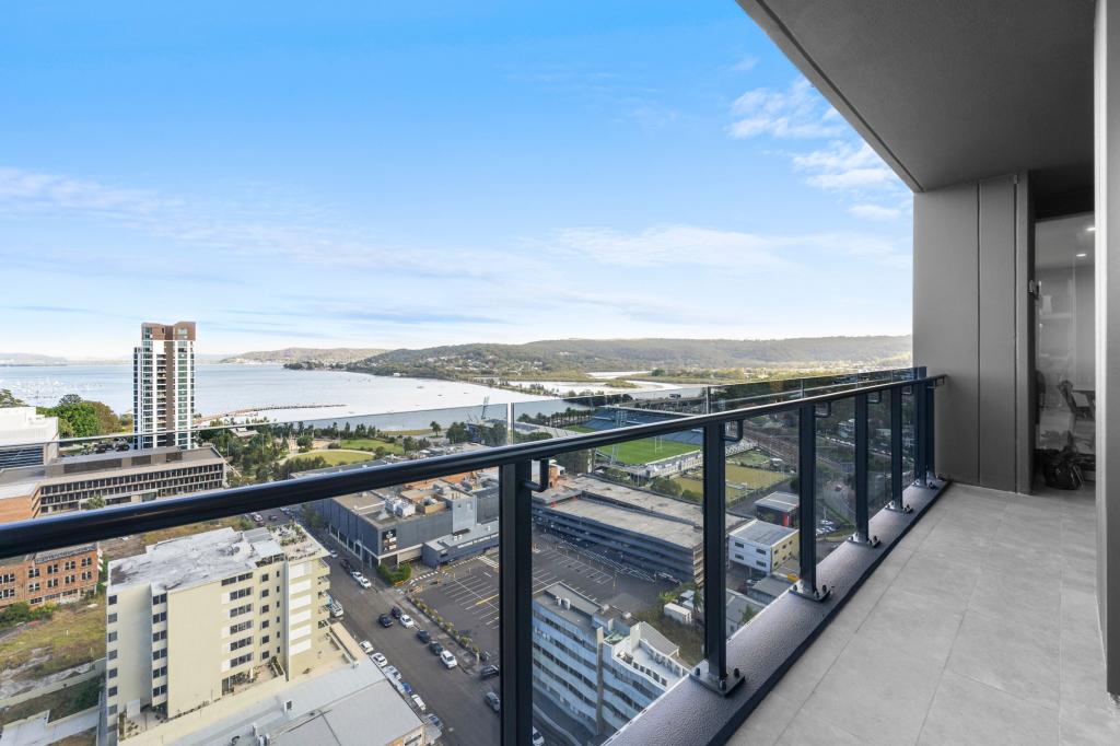 1803/108 DONNISON ST, GOSFORD, NSW 2250