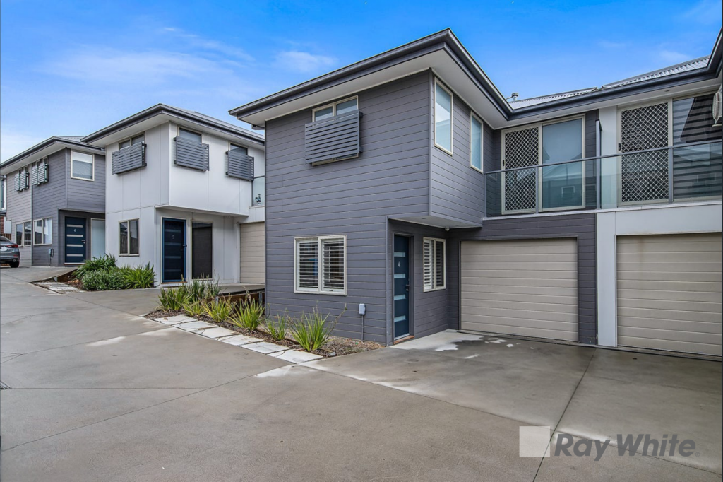 4 Sunshine Ct, Hampton Park, VIC 3976
