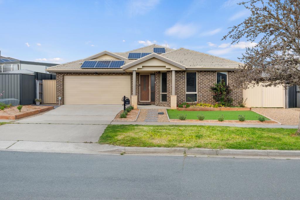 19 Waterworth St, Dunlop, ACT 2615
