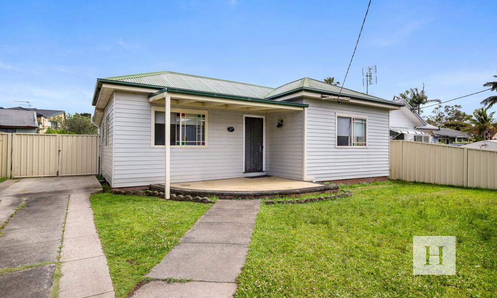 2 TALOMA ST, GOROKAN, NSW 2263