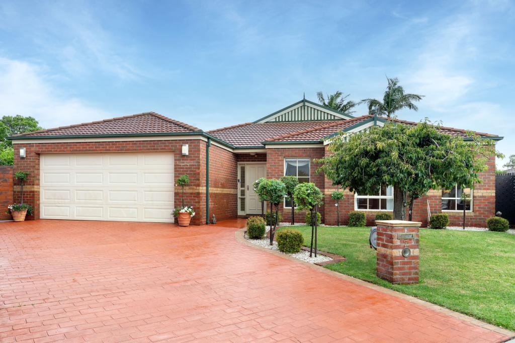 2 Eve Cl, Skye, VIC 3977