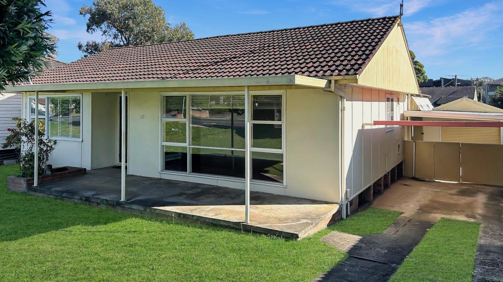 132 Binalong Rd, Toongabbie, NSW 2146