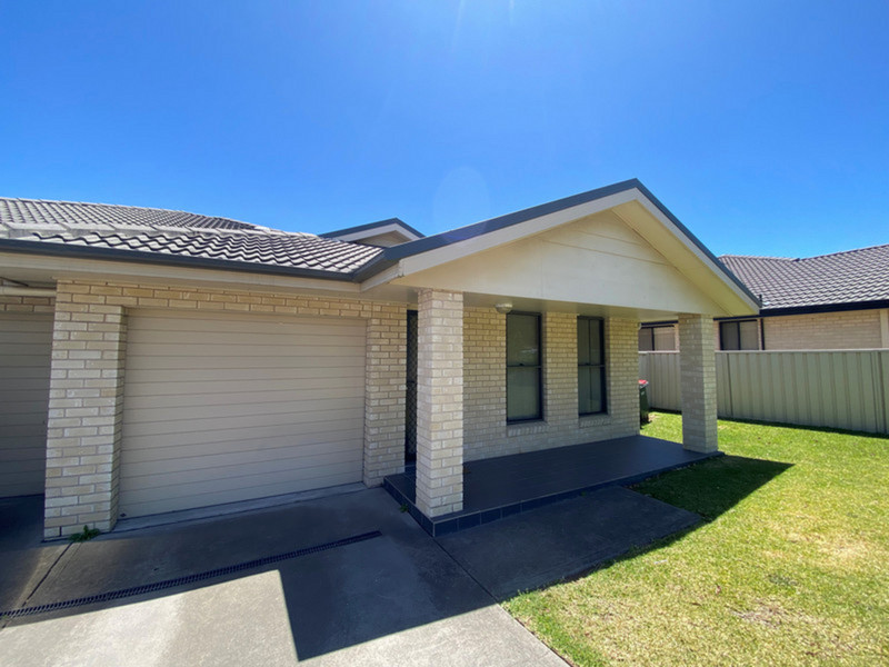 2/17 Skellatar Stock Rte, Muswellbrook, NSW 2333