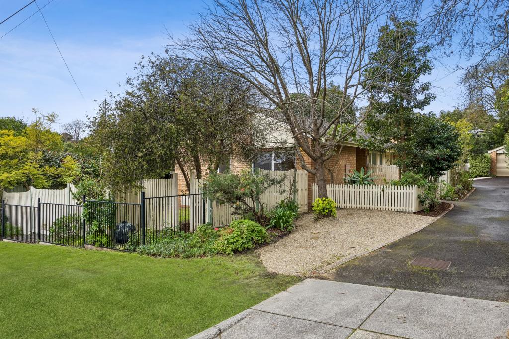 1/7 Wood St, Ringwood East, VIC 3135