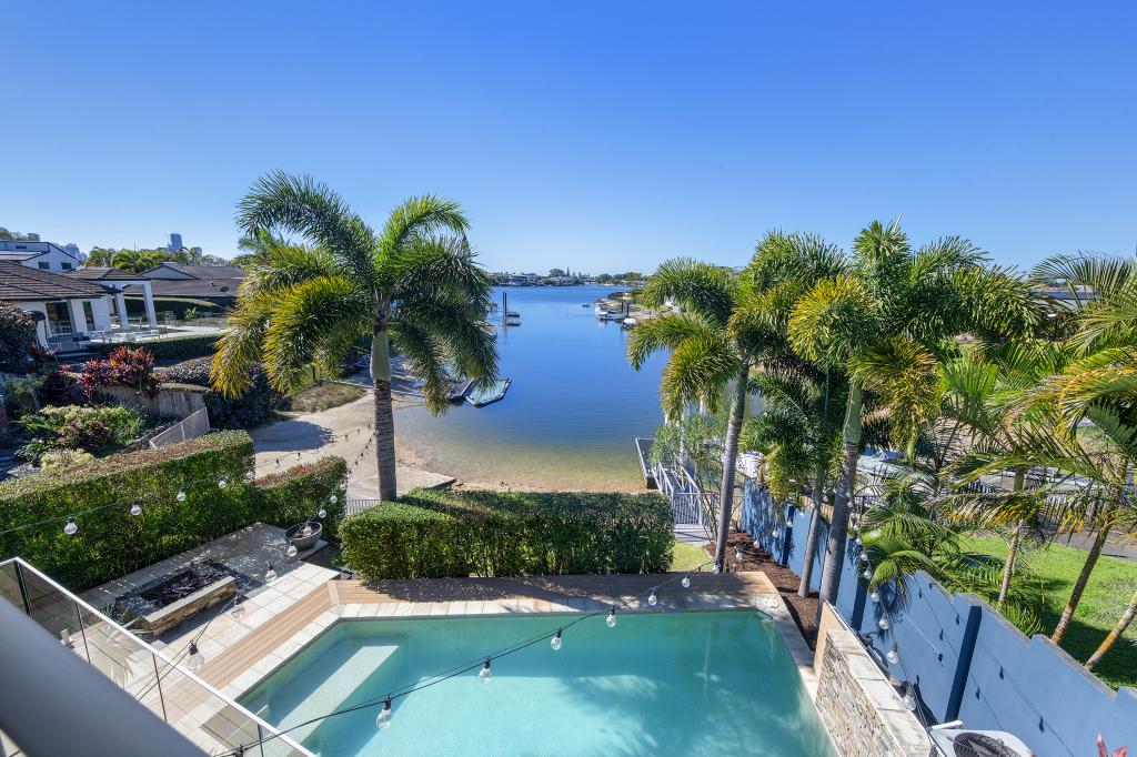 368 Rio Vista Bvd, Mermaid Waters, QLD 4218