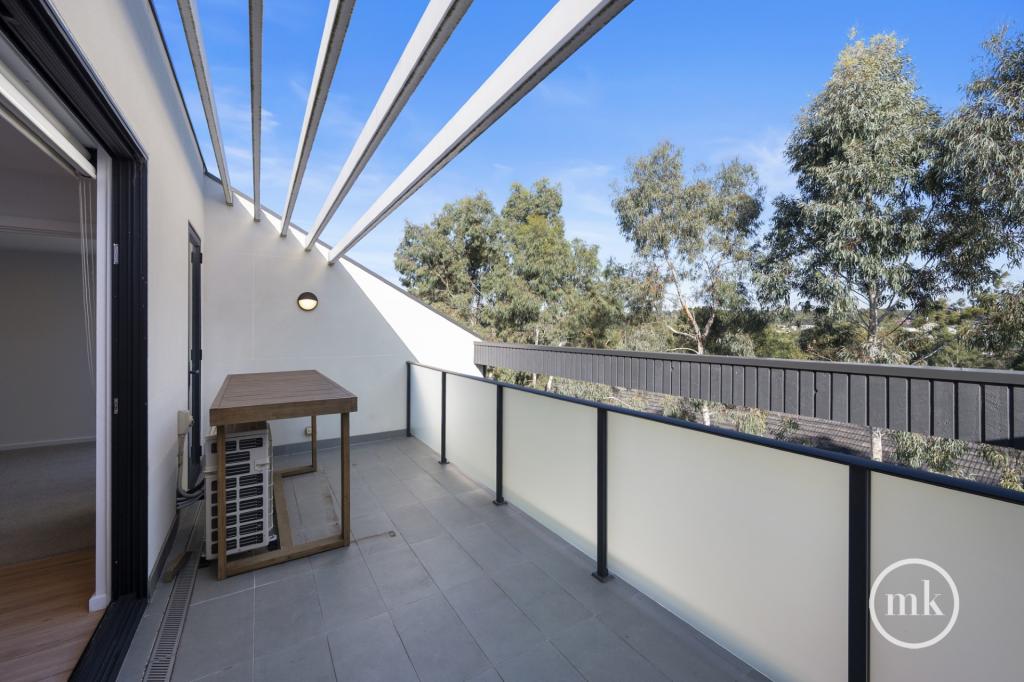 204/64 Bridge St, Eltham, VIC 3095