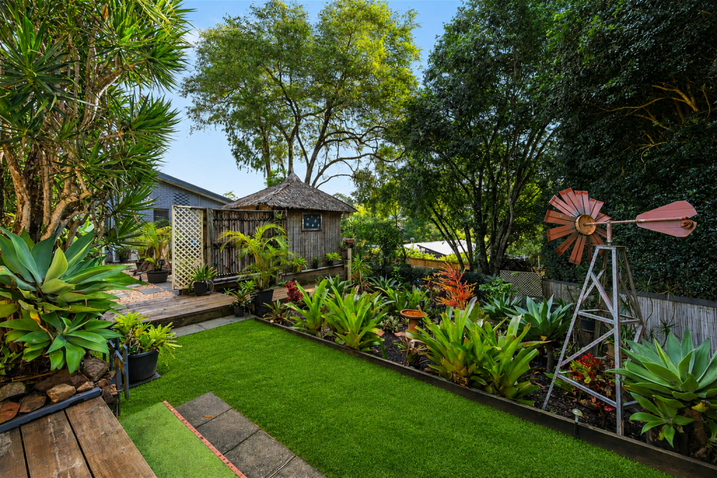 5 Lancaster Cl, Woombye, QLD 4559
