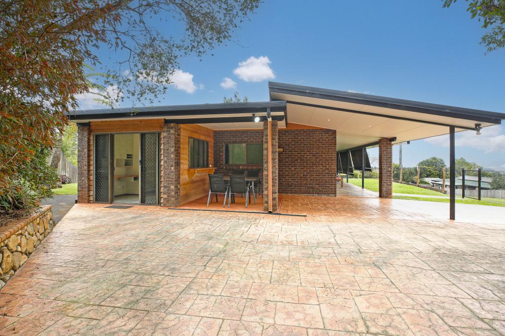 2 Centenary Dr, Atherton, QLD 4883