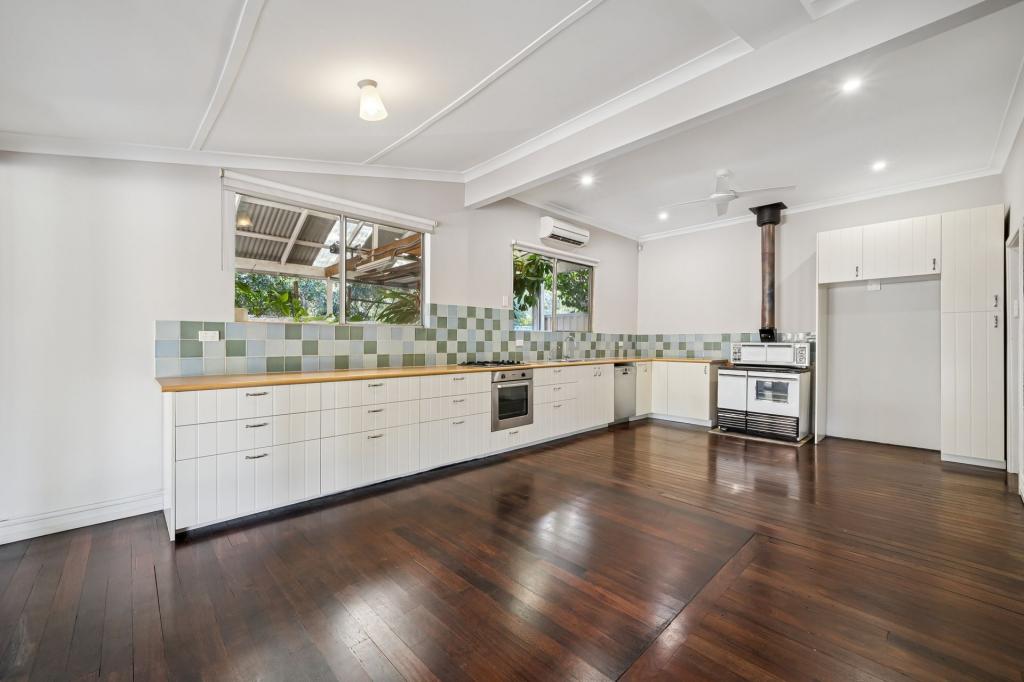 17 Little John Rd, Armadale, WA 6112