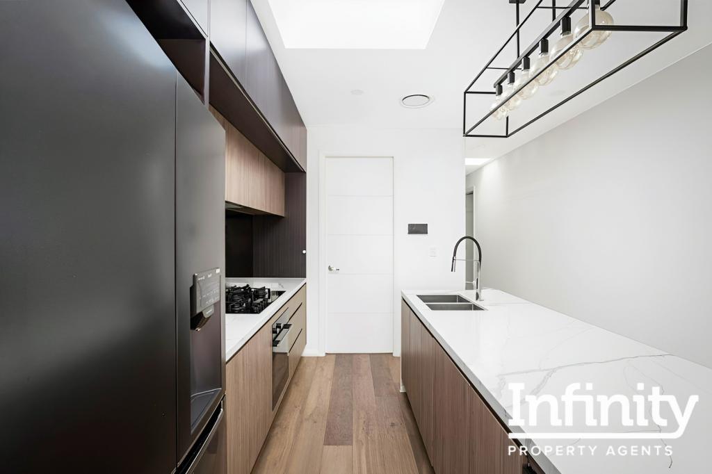 127 BEAUCHAMP DR, THE PONDS, NSW 2769