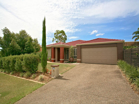 8 Lochano Cl, Parkinson, QLD 4115