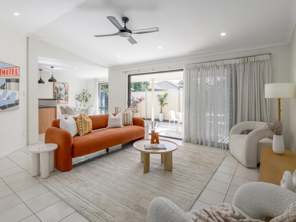 3 Westaway Pl, Wynnum West, QLD 4178