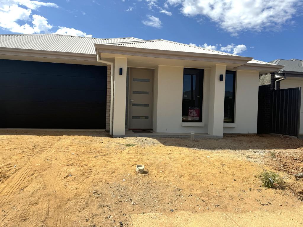 17 Harrow Ave, Andrews Farm, SA 5114