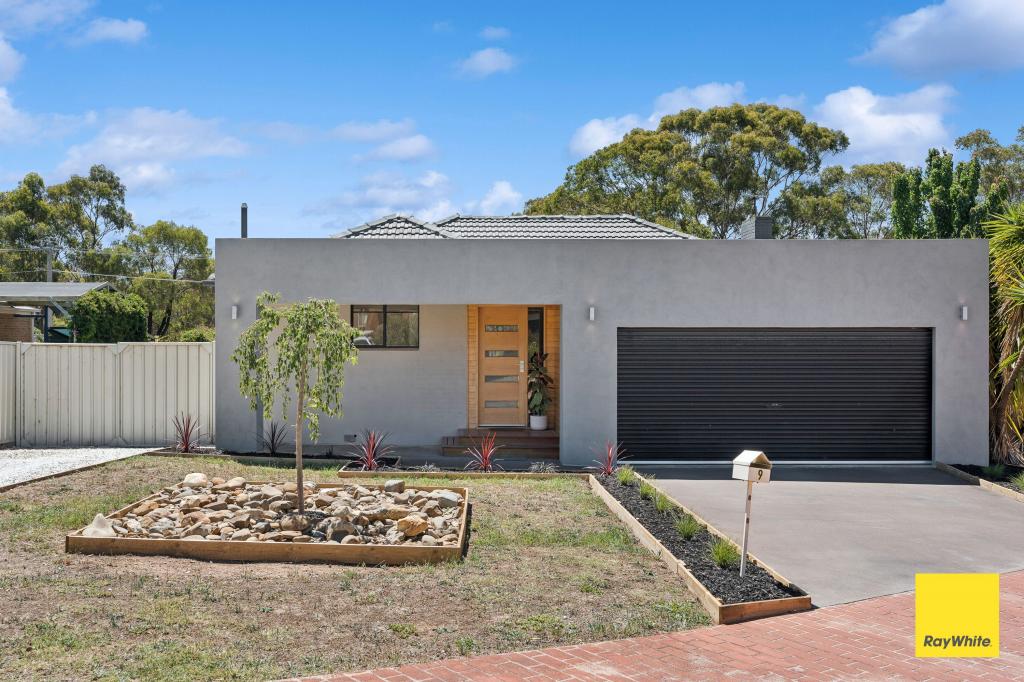 9 Garnet Ct, Kangaroo Flat, VIC 3555