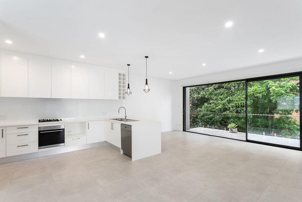 1/64 Soldiers Ave, Freshwater, NSW 2096