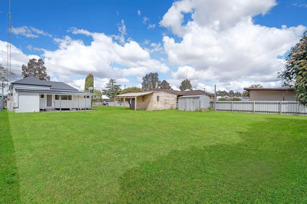 8 Catherine St, Cessnock, NSW 2325