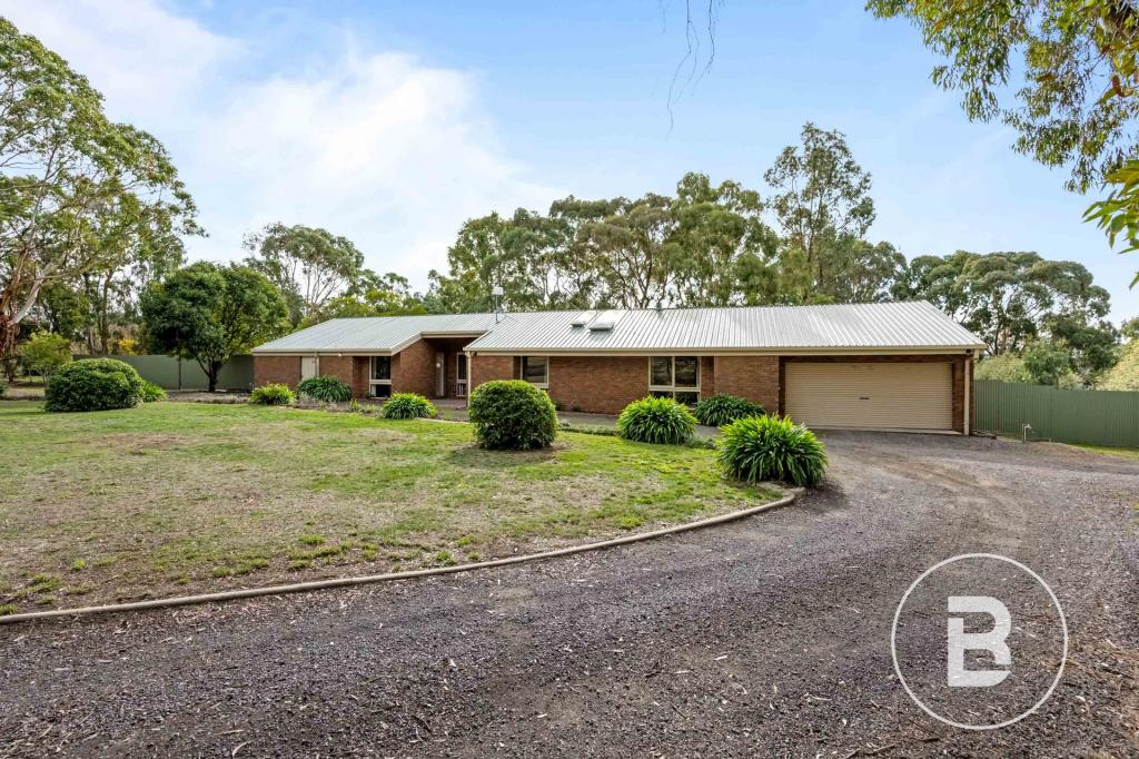 48 Cummins Rd, Mount Rowan, VIC 3352