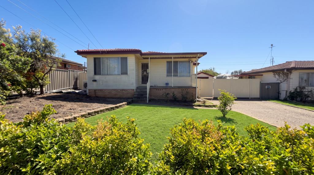 17 Alam St, Colyton, NSW 2760