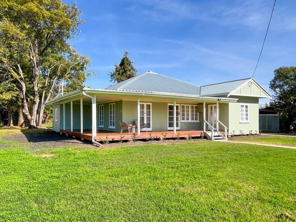 1 Elizabeth St, Inglewood, QLD 4387