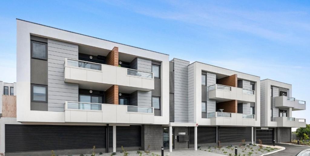 2401/104 Colac Rd, Highton, VIC 3216
