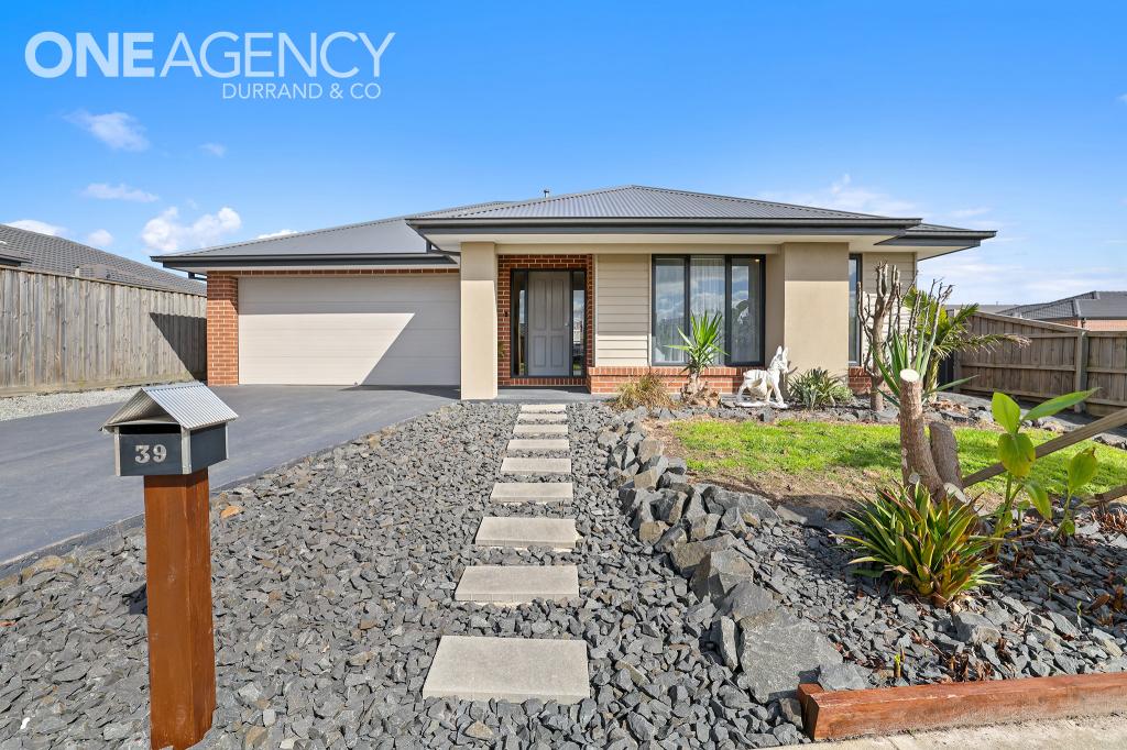39 Napoleon Bvd, Moe, VIC 3825