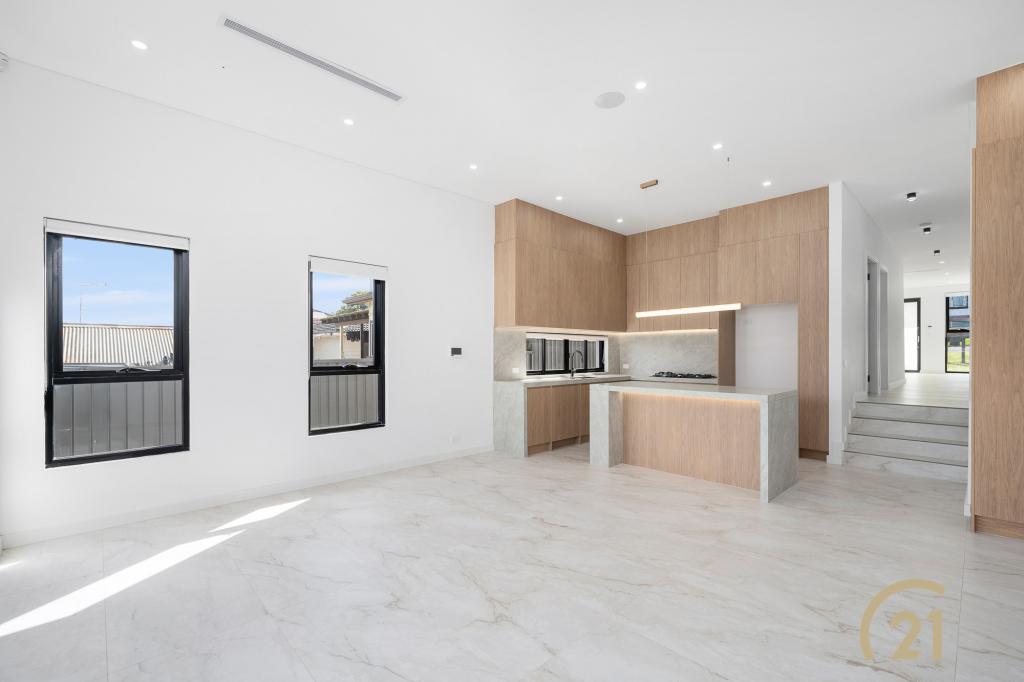 79b Dawson St, Fairfield Heights, NSW 2165