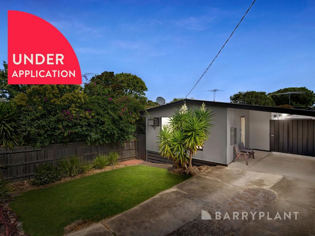 86 Fourth Ave, Rosebud, VIC 3939