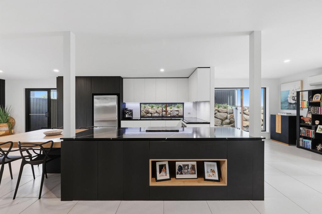 35 Clear River Bvd, Ashmore, QLD 4214