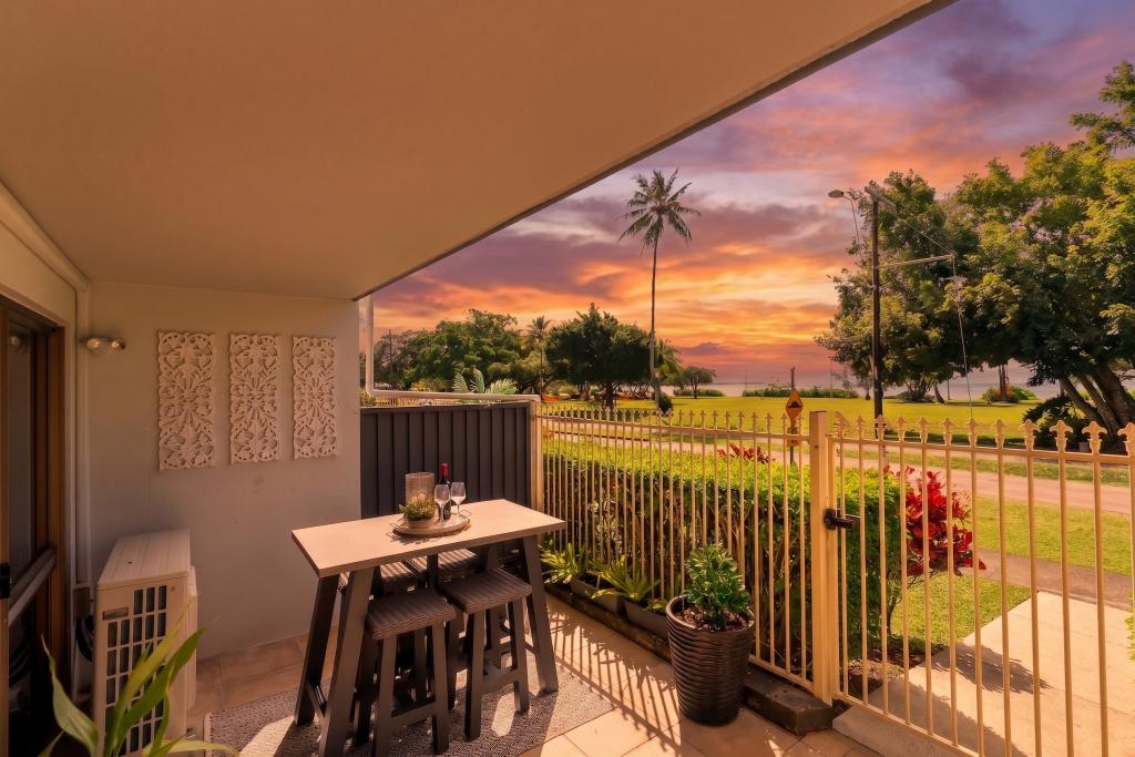 2/249-255 Esplanade, Cairns North, QLD 4870